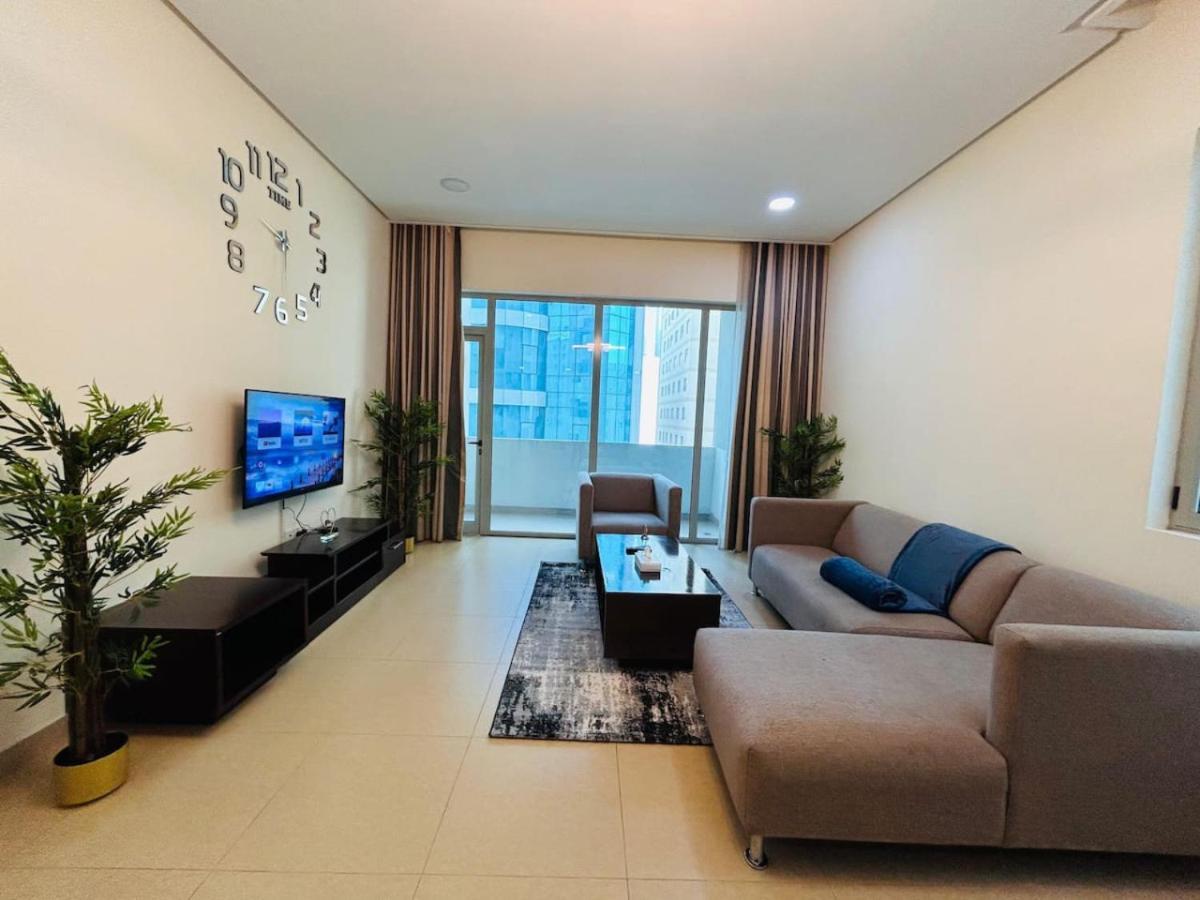 Vibrant Two Bedroom In Juffair Manama Exterior photo